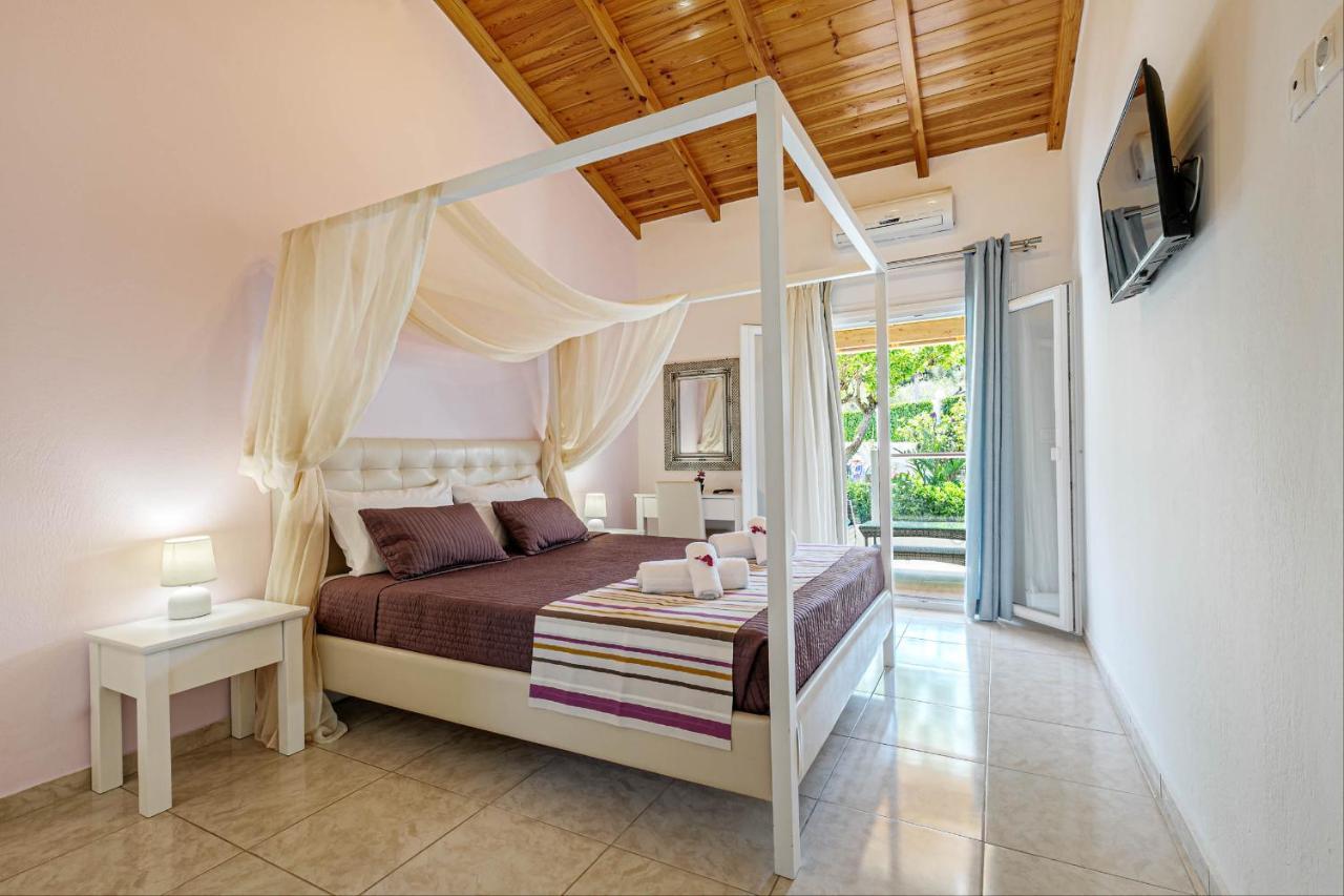 Palapart Gikas House Gouvia Bagian luar foto